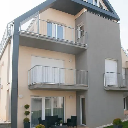 Lägenhet Aramis 4 *